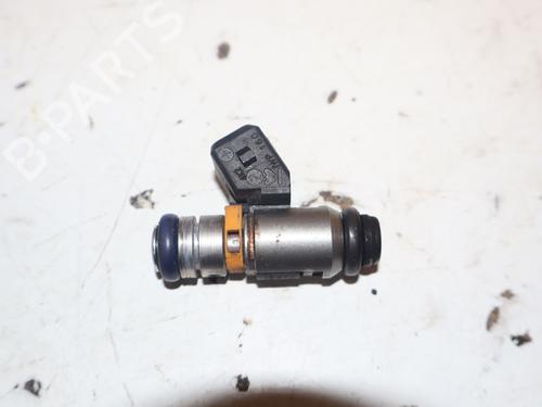 Used Injector Injector FIAT 500 (312_) 1.2 (312AXA1A) (69 hp) 35496038 35496038