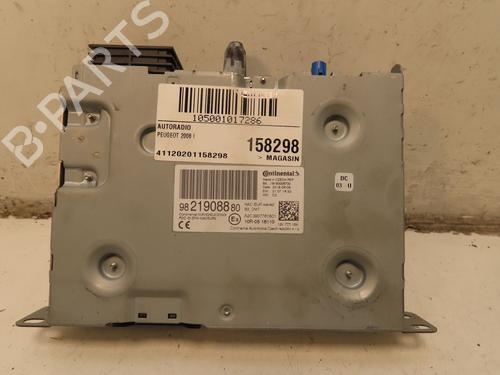 Radio PEUGEOT 2008 I (CU_) 1.2 THP 110 / PureTech 110 | BP29986770E6