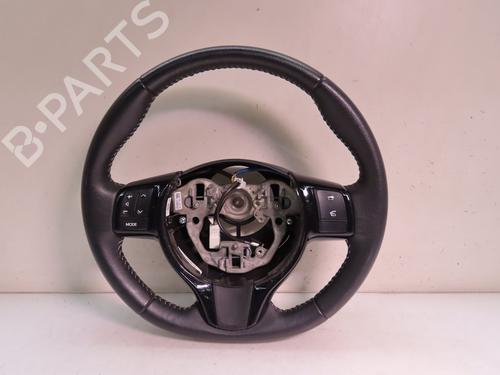 Used Steering wheel Steering wheel TOYOTA YARIS (_P13_) 1.0 (KSP130_, KSP130) (69 hp) 15886442 15886442