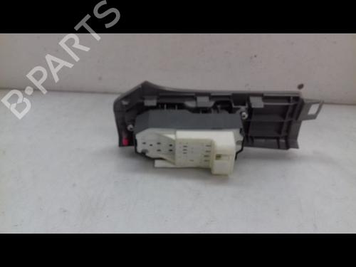 Used Left front window switch Left front window switch TOYOTA YARIS (_P9_) 1.0 VVT-i (KSP90_, KSP90R) (69 hp) 23152517 23152517