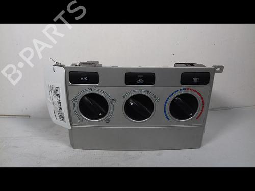 Used Climate control TOYOTA COROLLA Verso (ZER_, ZZE12_, R1_) 2.2 D-4D (AUR10_, AUR10R) (136 hp) 8994163