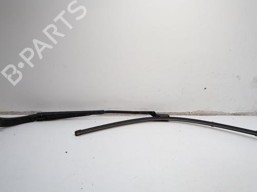 Used Front windshield wiper arm Front windshield wiper arm 37252849 37252849