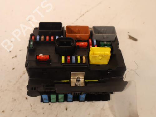 Used Fuse box Fuse box CITROËN C3 II (SC_) 1.6 HDi (92 hp) 36100406 36100406