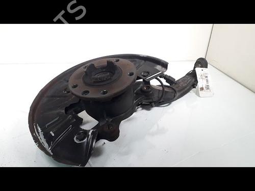 Used Right front steering knuckle VW TOUAREG (7LA, 7L6, 7L7) 3.0 V6 TDI (225 hp) 10684331