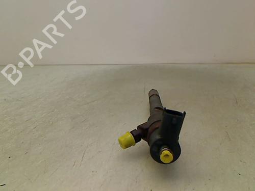 Used Injector SUZUKI SWIFT III (MZ, EZ) 1.3 DDiS (RS413D) (75 hp) 8977604