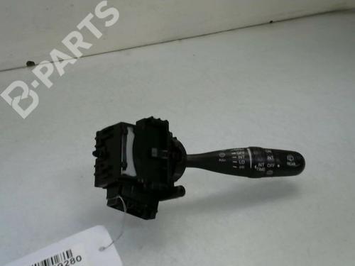 Used Steering column stalk SUZUKI SWIFT III (MZ, EZ) 1.3 DDiS (RS413D) (69 hp) 8981841