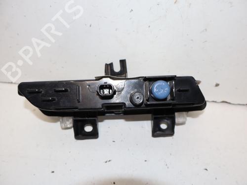 left-daytime-light-renault-clio-iv-bh_-2012-2013-2014-2015-2016-2017-2018-2019-2020-2021-40204926 main image