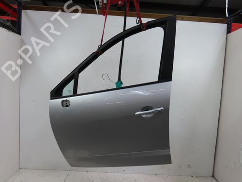 Used Left front door RENAULT SCÉNIC III (JZ0/1_) 1.5 dCi (110 hp) 26917203