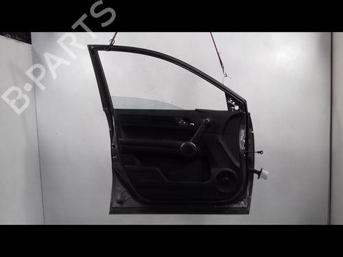 Used Left front door Left front door 14956968 14956968