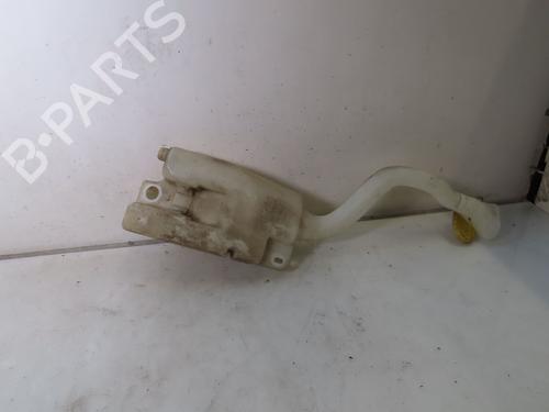 Used Windscreen washer tank RENAULT TWINGO II (CN0_) 1.5 dCi (CN0E) (64 hp) 19133370