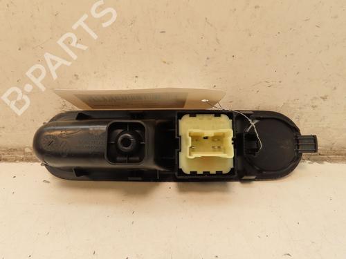 Used Left front window switch RENAULT TWINGO III (BCM_, BCA_) 1.0 SCe 65 (BCMJ) (65 hp) 30164614