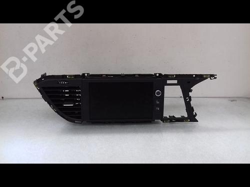 Used Radio Radio SEAT LEON (5F1) 2.0 TDI (184 hp) 8986974 8986974