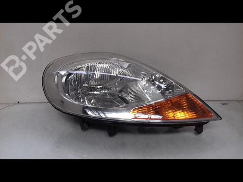 Used Right headlight RENAULT TRAFIC II Van (FL) 1.9 dCi 100 (FL0C) (101 hp) 8986354