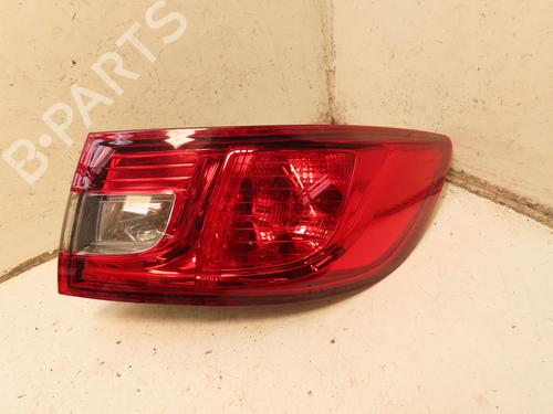 Feu arrière droit RENAULT CLIO IV (BH_) 1.5 dCi 90 (90 hp) 32354371