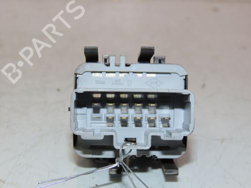 Used Left front window switch RENAULT TWINGO II (CN0_) 1.5 dCi 75 (75 hp) 25015178