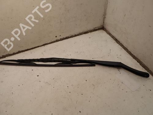 front-windshield-wiper-arm-dacia-duster-hs_-2010-2011-2012-2013-2014-2015-2016-2017-2018-33444358 main image