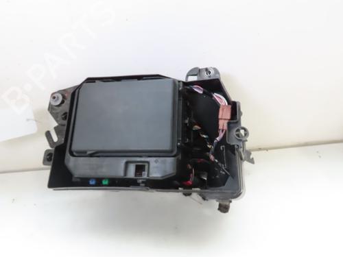 Fuse box RENAULT CLIO V (B7_) 1.0 TCe 100 (B7MT) | BP21088416E1 - Image 2