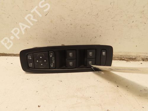 left-front-window-switch-renault-megane-iv-grandtour-k9amn_-2016-32200447 main image