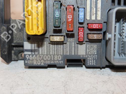 Fuse box PEUGEOT 3008 I MPV (0U_) 1.6 HDi | BP28613718E1 