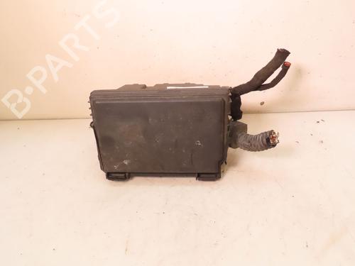 Used Fuse box OPEL CORSA D (S07) 1.4 (L08, L68) (100 hp) 19498164