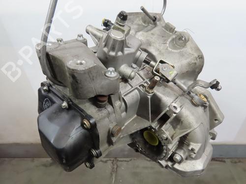 Getriebe für OPEL CORSA E (X15) 1.4 (08, 68) (90 hp) 29818817