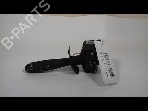 Used Steering column stalk RENAULT CLIO II (BB_, CB_) 1.5 dCi (B/CB3M) (64 hp) 8989781