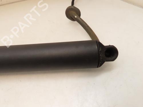 tailgate-lift-support-audi-q2-gab-gag-2016-27095008 main image