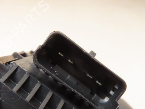 Used Front wiper motor PEUGEOT 5008 (0U_, 0E_) 1.6 HDi (112 hp) 27216558