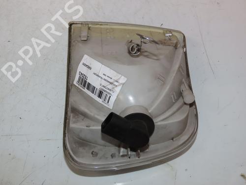 Used Right front indicator VW TRANSPORTER T4 Bus (70B, 70C, 7DB, 7DK, 70J, 70K, 7DC, 7DJ) 2.5 TDI (102 hp) 26669241