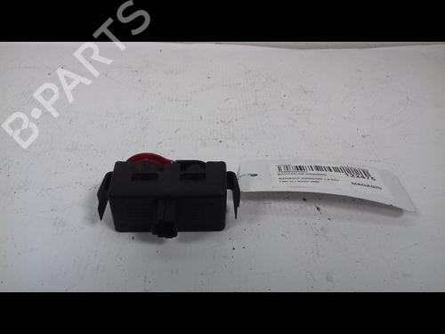 Used Warning switch Warning switch RENAULT KANGOO / GRAND KANGOO II (KW0/1_) 1.5 dCi 85 (KW0K, KW0L, KW0B) (86 hp) 8997640 8997640