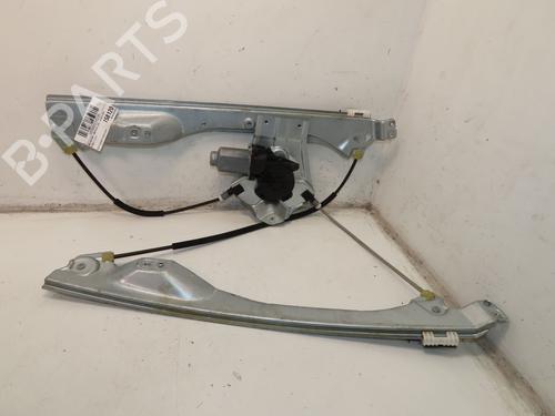 Rudehejsemekanisme Højre foran RENAULT CLIO III (BR0/1, CR0/1) 1.2 16V (BR02, BR0J, BR11, CR02, CR0J, CR11) (75 hp) 28685436