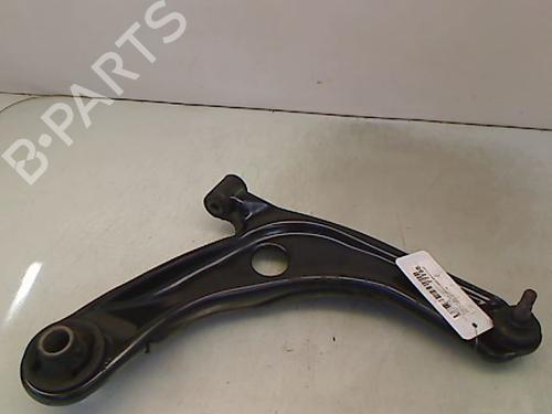 Used Right front suspension arm TOYOTA YARIS (_P13_) [2010-2020]  15744963