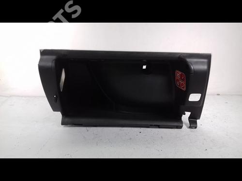 Used Glove box PEUGEOT 5008 (0U_, 0E_) 1.6 HDi (110 hp) 8995544