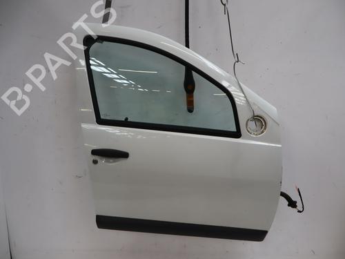 Used Right front door Right front door 39219702 39219702