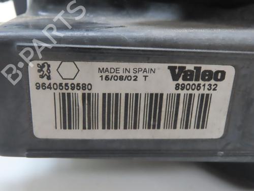 left-headlight-peugeot-206-hatchback-2ac-1998-1999-2000-2001-2002-2003-2004-2005-2006-2007-2008-2009-2010-2011-2012-27471349 main image