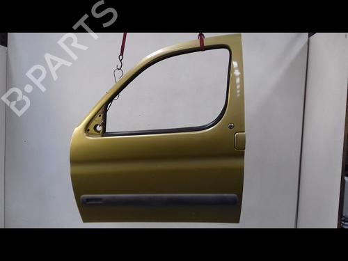 Used Left front door Left front door 8989222 8989222