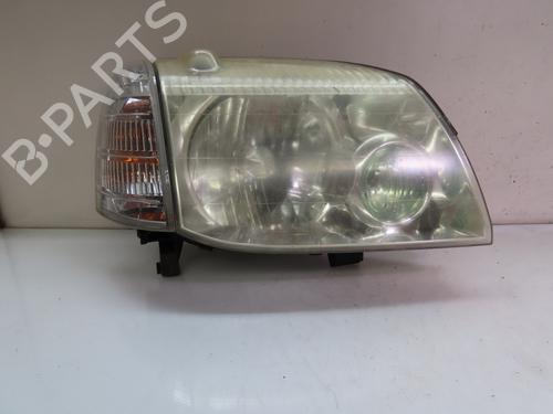 Used Right headlight NISSAN X-TRAIL I (T30) 2.2 Di 4x4 (114 hp) 15546920