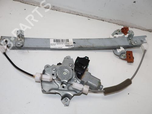 front-left-window-mechanism-nissan-juke-f15-2010-2011-2012-2013-2014-2015-2016-2017-2018-2019-36940557 main image