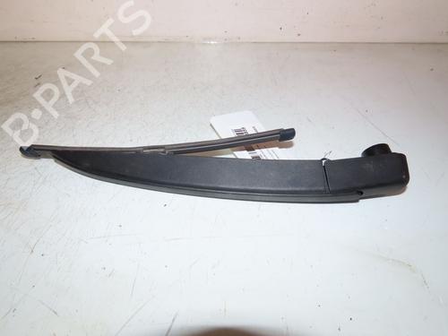 Used Rear windshield wiper arm RENAULT CLIO IV (BH_) 1.5 dCi 90 (90 hp) 24442008