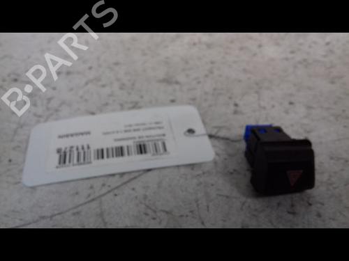 Used Warning switch PEUGEOT 208 I (CA_, CC_) 1.4 HDi (68 hp) 8995899