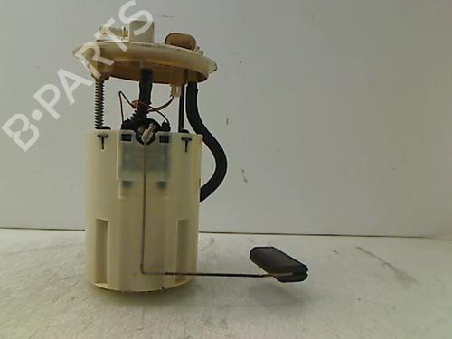 Used Fuel pump RENAULT LAGUNA II (BG0/1_) [2001-2007]  23148806