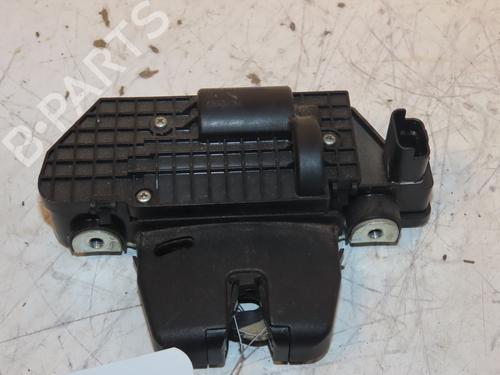 Fechadura da mala PEUGEOT 5008 (0U_, 0E_) 1.6 HDi (112 hp) 32075806