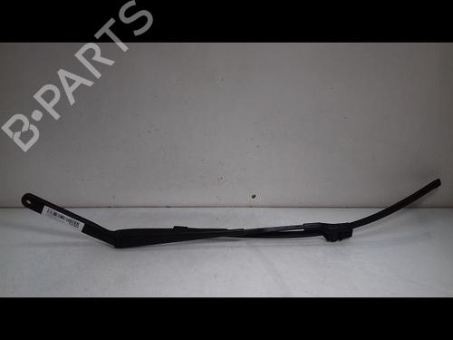 Used Front windshield wiper arm BMW X5 (E70) xDrive 30 d (245 hp) 14894707