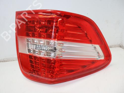 Fanale posteriore sinistro Fanale posteriore sinistro MERCEDES-BENZ M-CLASS (W164) ML 350 CDI 4-matic (164.122) (224 hp) 36510100 36510100
