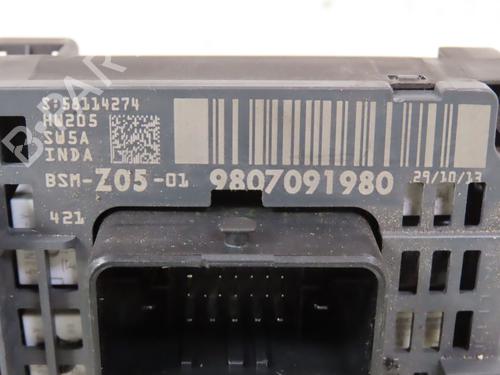 Used Fuse box Fuse box PEUGEOT 308 II (LB_, LP_, LW_, LH_, L3_) 1.6 HDi 100 (99 hp) 27621793 27621793
