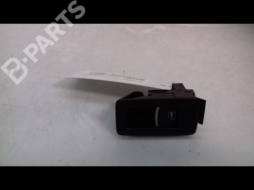 Used Switch VW TOURAN (1T3) 1.6 TDI (105 hp) 10684629