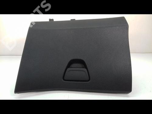 Used Glove box FORD FIESTA VI (CB1, CCN) 1.25 (82 hp) 8998947