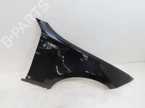 Forskærm Højre BMW 1 (E81) 118 d (143 hp) 30979642