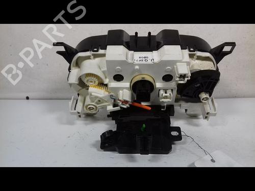 Used Climate control MAZDA 2 (DE_, DH_) 1.3 (DE3FS) (75 hp) 8991708