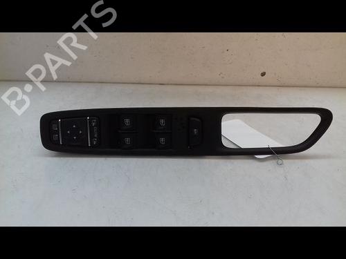 Used Left front window switch RENAULT CLIO IV (BH_) 1.5 dCi 90 (90 hp) 12262884